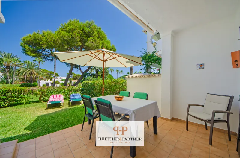 70m² ground-floor apartment with 2 bedrooms, 2 bathrooms and sea views for sale — photo 2