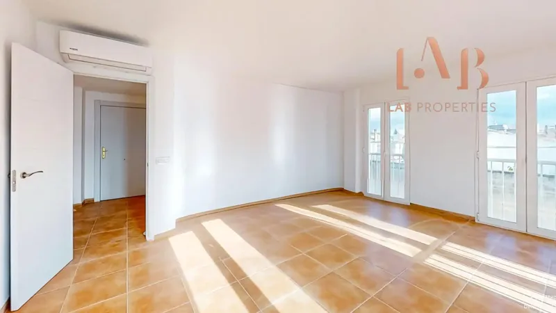 We present this new penthouse in a development in Artà, brand new, fully finished and ready for delivery with Completion Certificate. — photo 8