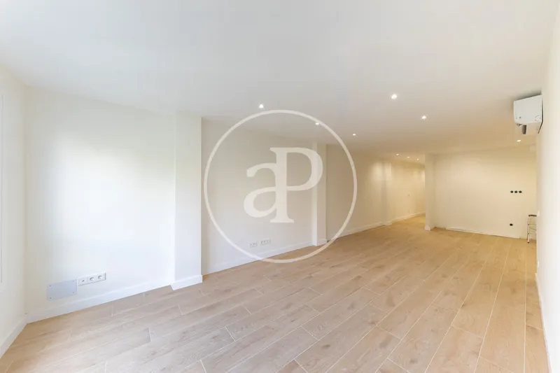 Renovated Apartment for Sale Just Steps from Avenidas — photo 11