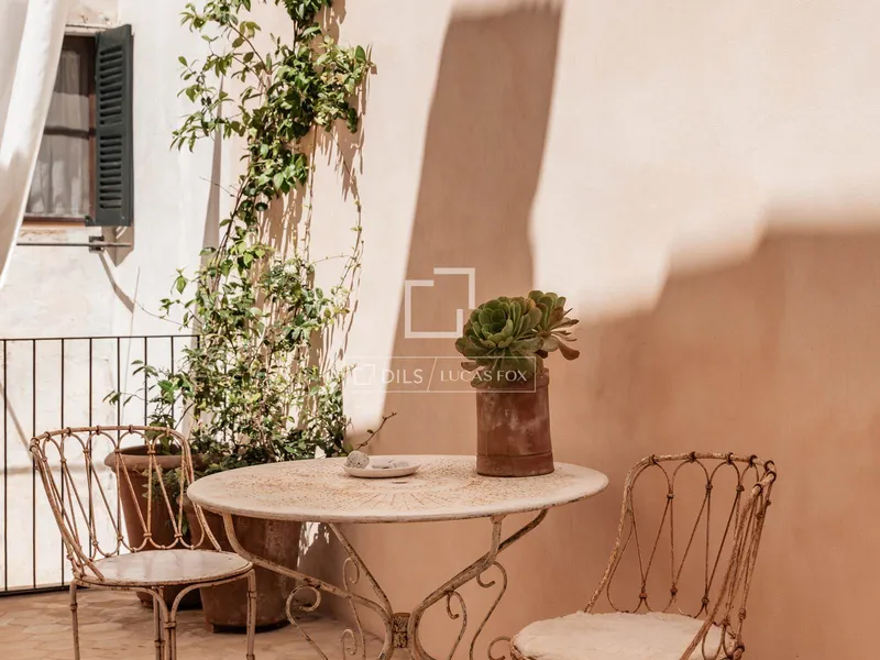 162m² apartment with 15m² terrace for sale in Palma de Mallorca — photo 2