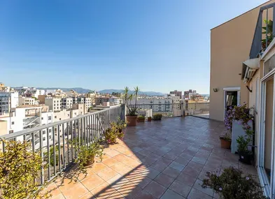 Exclusive penthouse with large panoramic terrace near ... — photo 2