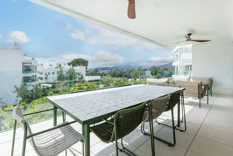 This exclusive new-build apartment offers modern luxury in the heart of the latest development in Port de Pollença. Located in e — photo 3