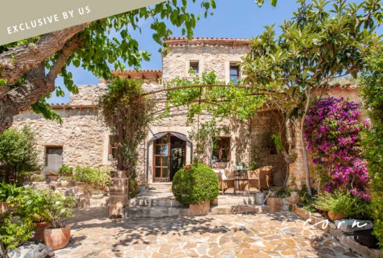 Historic Natural Stone Finca with Pool, Guest House, and ETV License in Artà — photo 1