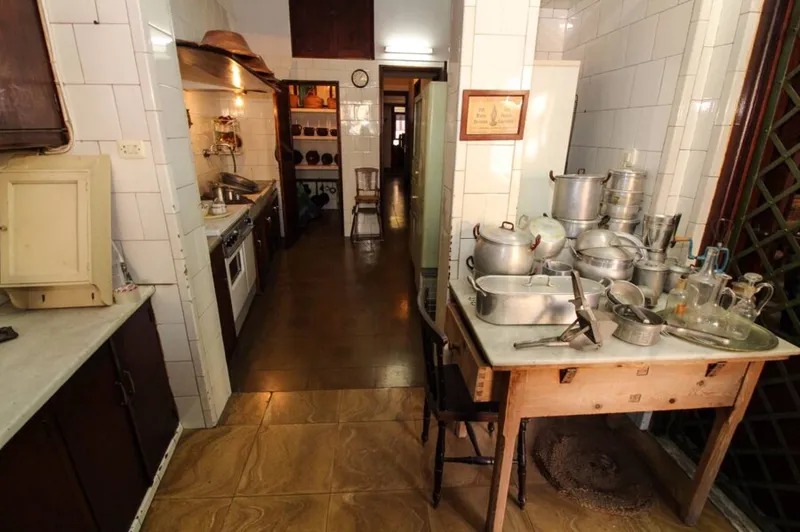 Beautifully Preserved Art Deco Building in Palma's Old Town — photo 7