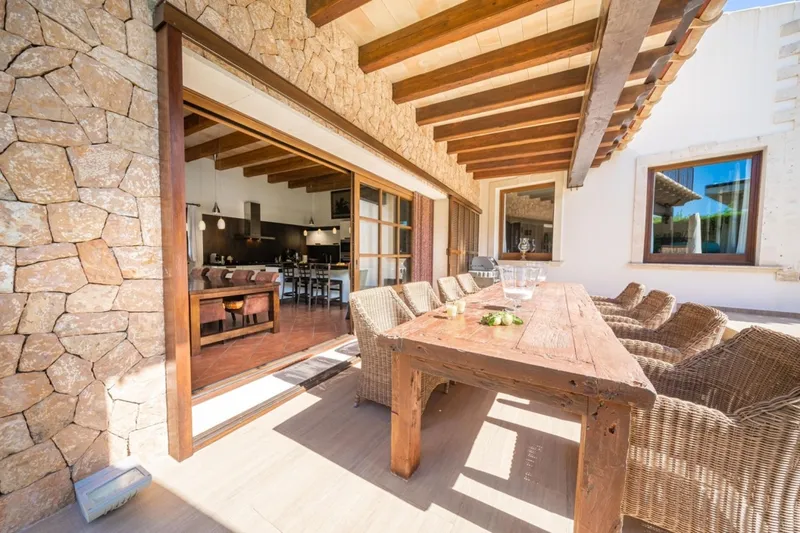 High quality villa in Mediterranean style in Calvià / Portals Nous — photo 2