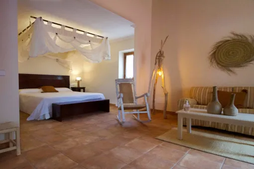 Portocolom, romantic charming finca hotel with sea views near Portocolom — photo 7