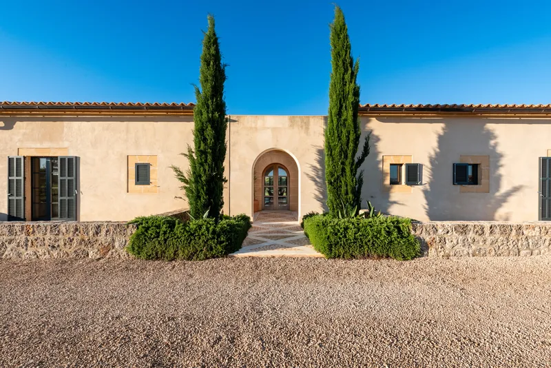 Impressive finca in Campos with enormous pool and privacy — photo 8
