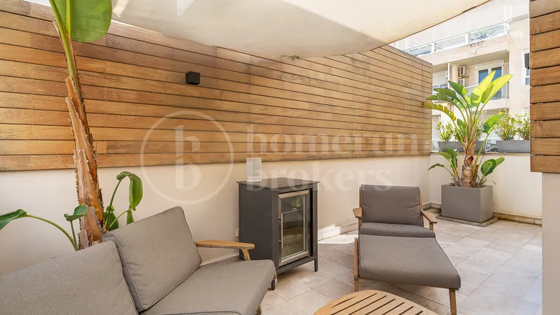Townhouse El Espanyolet - Modern House with Pool and Rooftop Terrace — photo 7