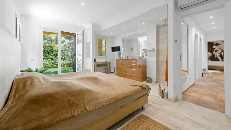 Cozy semi-detached house for sale in Camp de Mar in an exclusive residential community — photo 9