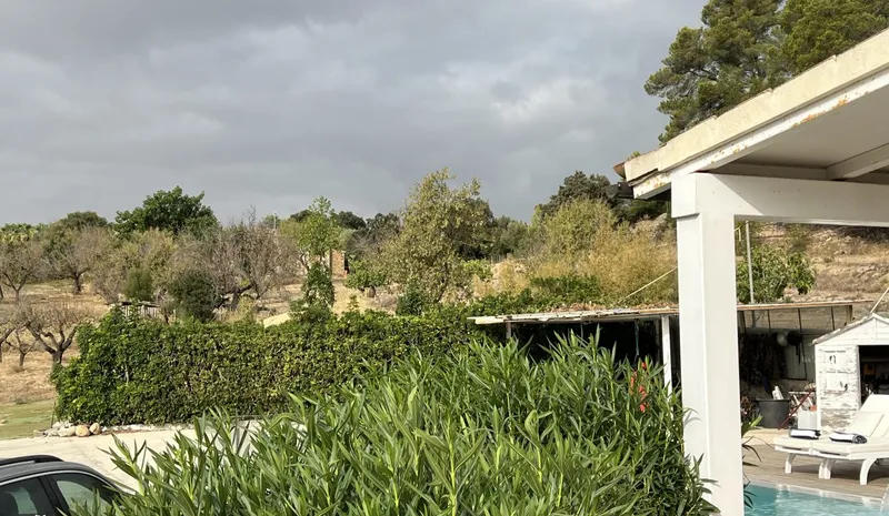 Rustic finca with garden and pool — photo 10
