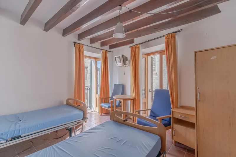 Prestigious building for sale of about 800 m² usable and habitable, distributed over four floors of about 200 m² each, in the historic center — photo 9