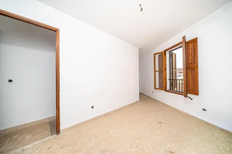 Exclusive spacious first floor in the charming town of Sa Pobla — photo 4