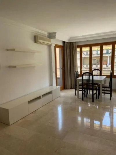 Flat - Palma de Mallorca (Arxiduc), Built Surface 99m², 2 Bedrooms, 2 Bathrooms, Lift — photo 4