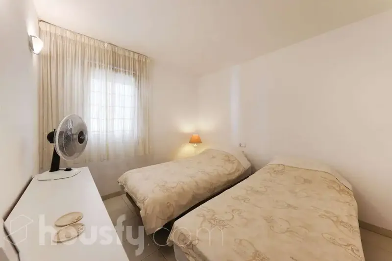 Housfy sells 🏡 bright flat located in Santa Ponça, comprising 81m2 usable (verified with the Directorate General of Cadastre). Const — photo 8