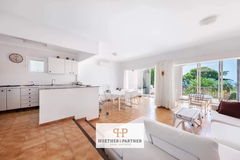 85m² apartment with 4 rooms, sea view and garden for sale — photo 6