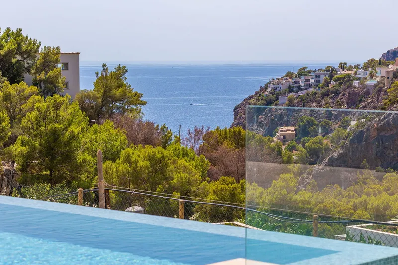 Cala Llamp: New, modern villa — photo 1