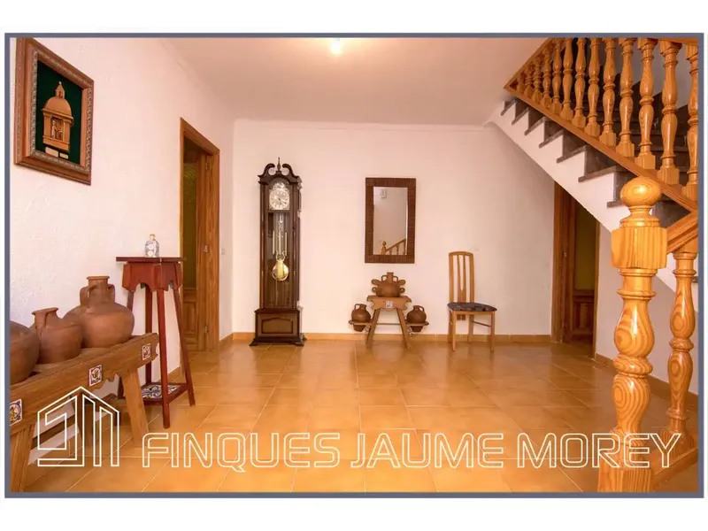 Lovely and cozy village house at the foot of the Tramuntana mountains in the village of Selva with fantastic open views — photo 5
