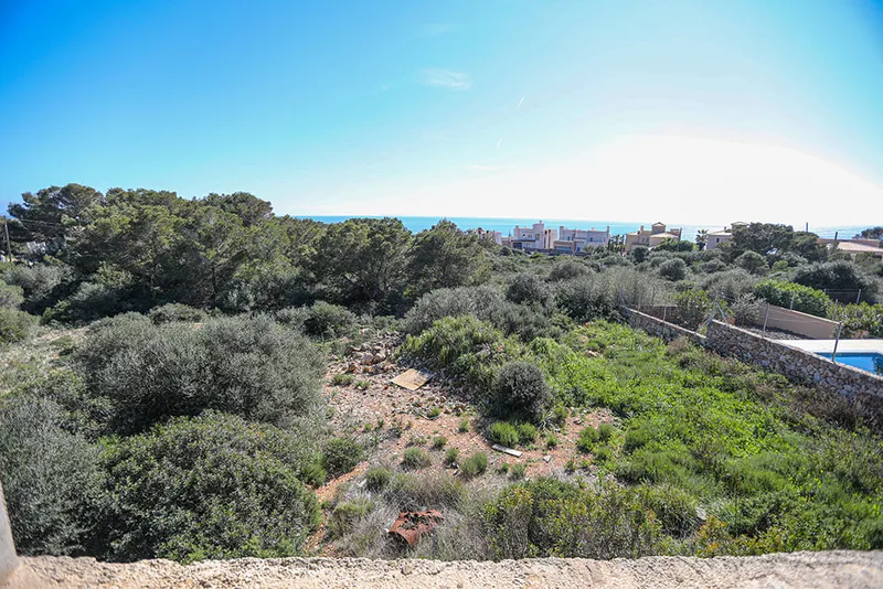 Unfinished villa with sea views in Cala Pi Mas — photo 9