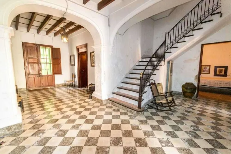 Large manor house with big garden in the center of Felanitx — photo 1