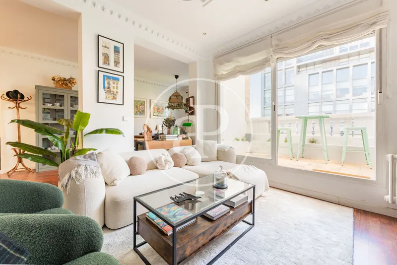 Flat for rent in Almagro (Madrid) — photo 1