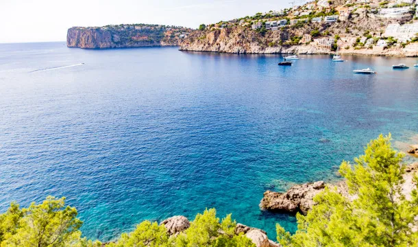Exploring Elegance in Port d'Andratx: A Dream Villa in First Sea Line — photo 8