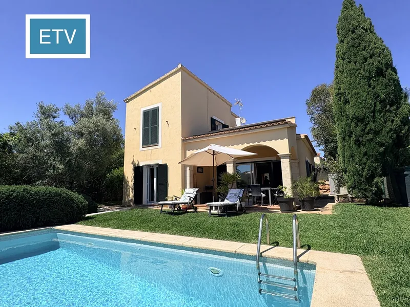 Well-kept chalet with rental license and pool in Sa Ràpita — photo 3