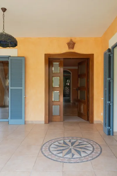 Elegant villa with pool in exclusive Santa Ponsa — photo 12