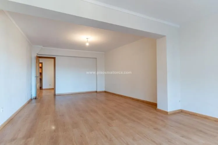 Apartment in Palma de Mallorca, Son Rapinya Area — photo 1