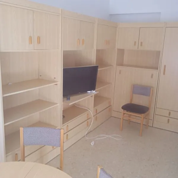 M6PVK5310 Renovation-needed 5-BR apartment on the 4th floor (elevator) in the center of Palma for sale — photo 1