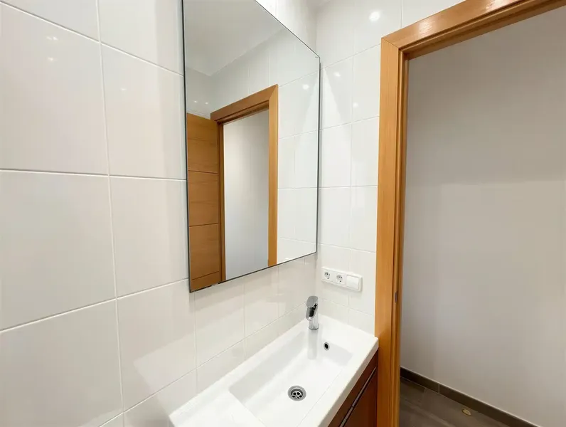 Well-maintained apartment in a privileged location in Portixol/El Molinar, one of the most sought-after and charming neighborhoods of Palma — photo 12
