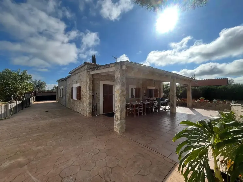 Magnificent rustic finca in Consell with legalized dwelling and ample outdoor spaces — photo 2