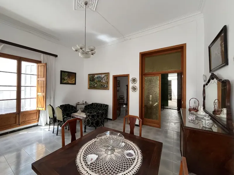 Charming village house for sale in Santa Margalida, Mallorca. A property with character, spacious rooms and enormous potential for cr — photo 5