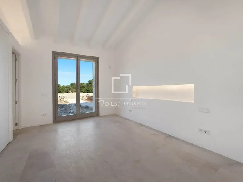 Lucas Fox presents this beautiful finca with traditional and minimalist architecture and the latest technology a short distance from the golf course — photo 10