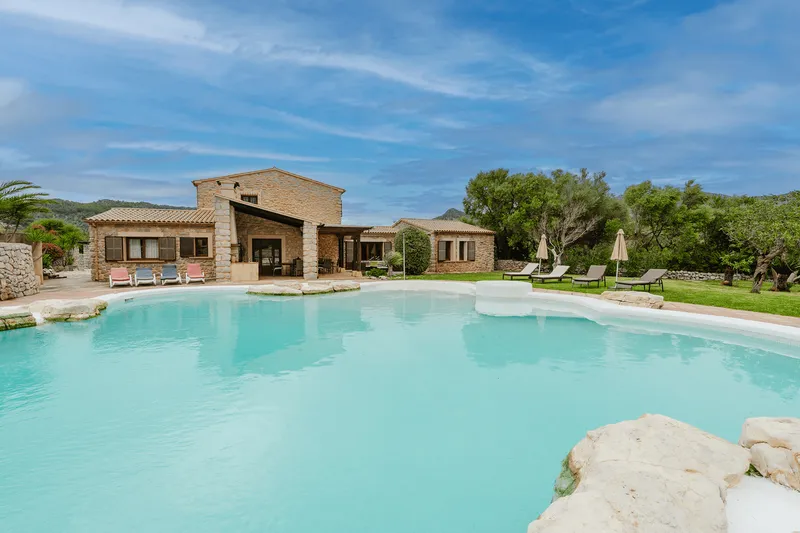 Property cmpgrl1ss00j6uh7aer923jtd — photo 1