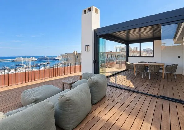 Penthouse in Plaza Mediterrània, 4, El Terreno, Palma de Mallorca — photo 1