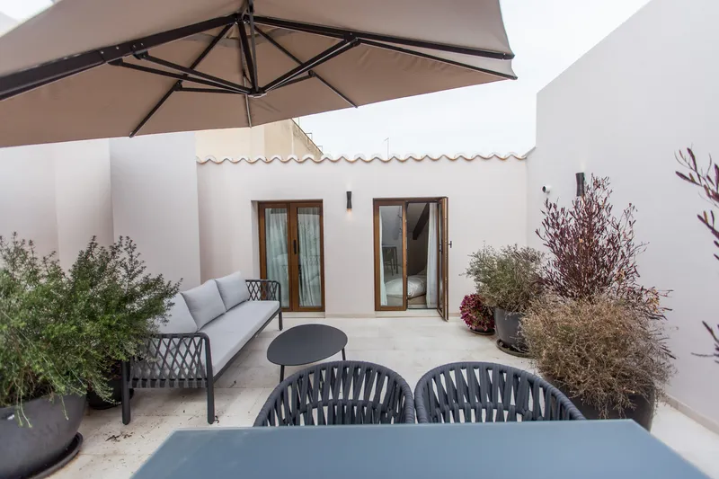 Sa Terraceta, Duplex Penthouse with Terrace inside the Palacete Can Serra - Cavallería, in the Old Town of Palma — photo 1