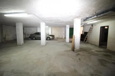 Garage - Llucmajor (S'Arenal), Built Surface 236m², 200m Distance to the Sea — photo 8