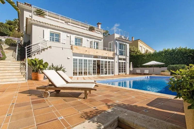 Elegant villa in the preferred residential area of Sol de Mallorca — photo 8
