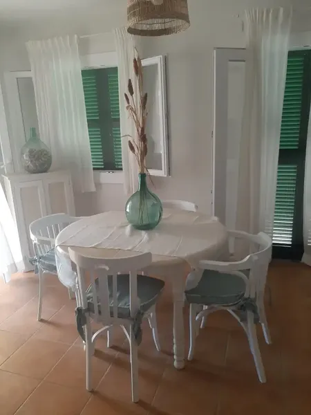 Beautiful detached house with pool, from October to May. Air conditioning, heating, fireplace, large garden — photo 5