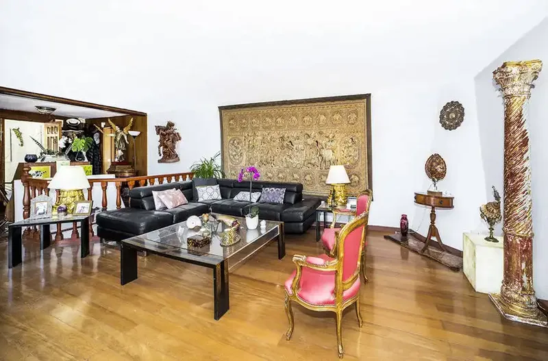 This detached villa, located in the prestigious, pleasant and quiet Bellavista urbanization (Cala Blava), combines a living space — photo 2