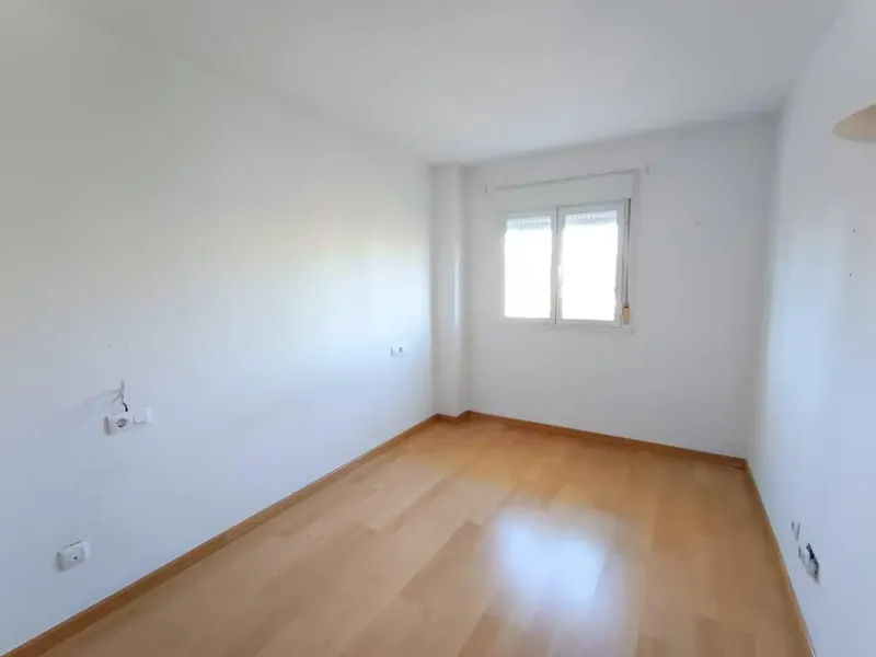 Bright 2-bedroom apartment, 2nd floor with elevator in El Molinar – Prime location — photo 10