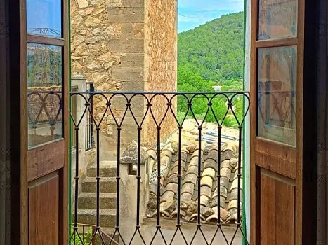 House for sale in Estellencs — photo 1