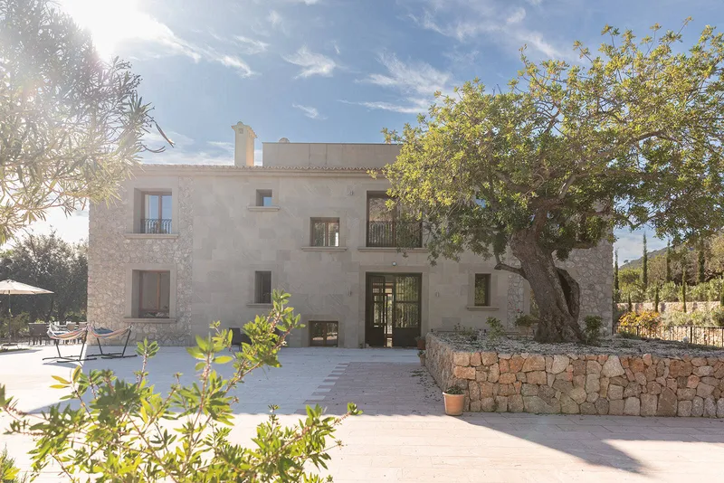 Exclusive mansion in Alaró - A luxury retreat with spa, guest house and 20m pool — photo 4