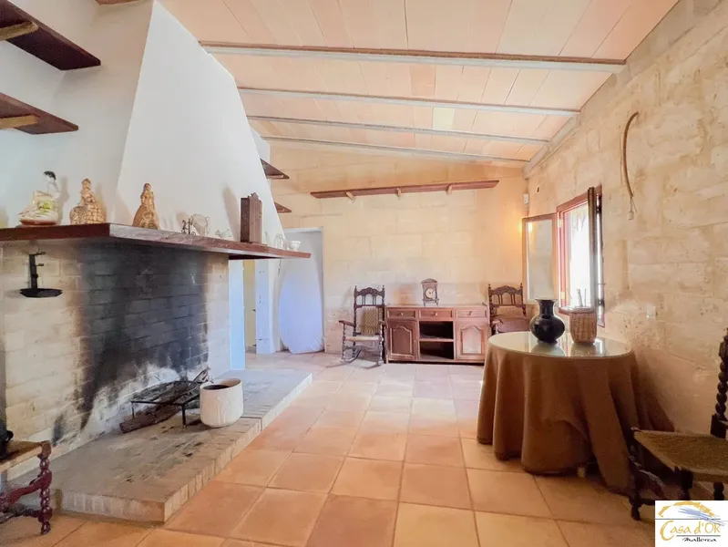 Natural Stone Finca with Expansive Grounds and Authentic Mallorcan Charm near Felanitx — photo 8