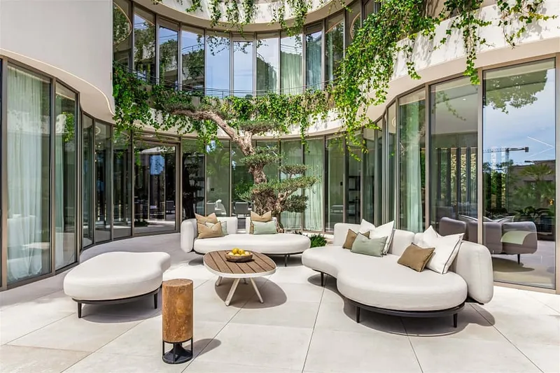 Modern luxury villa with sea views in Bendinat — photo 5