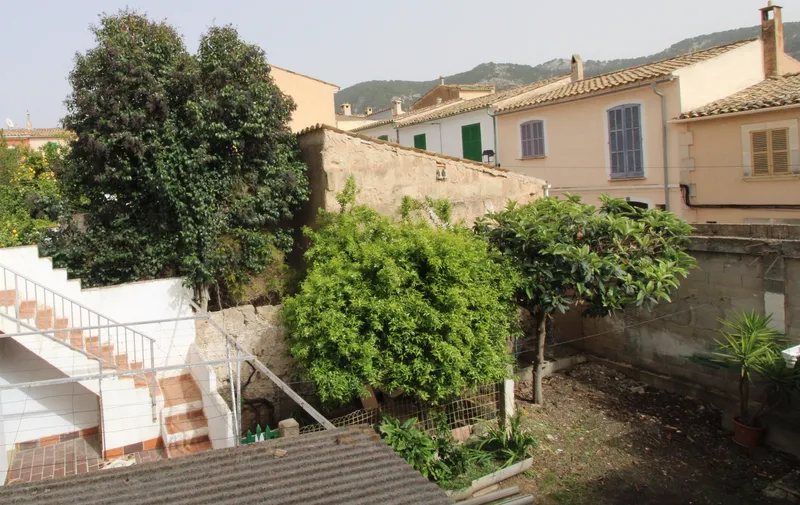 Ref. 2436C – Andratx – Typical Mallorcan village house with large patio — photo 8