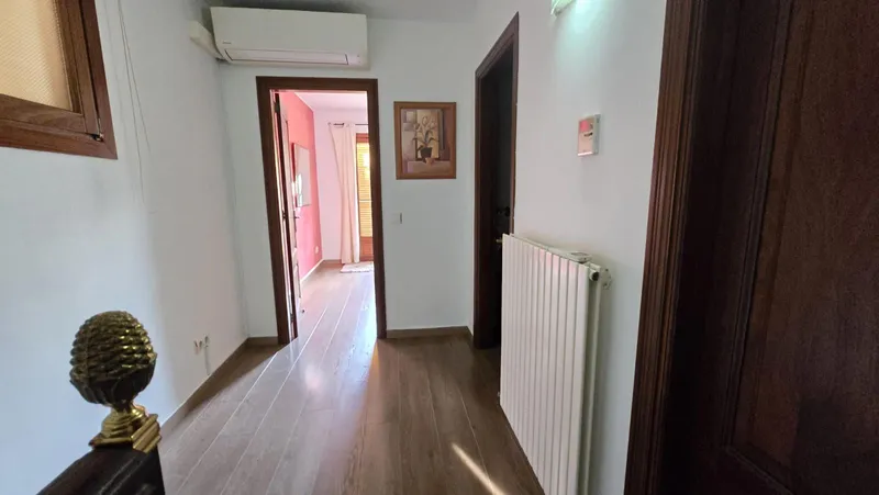 Beautiful attached house in Lloseta, 150 m2 built, 4 bedrooms, free ceiling — photo 12