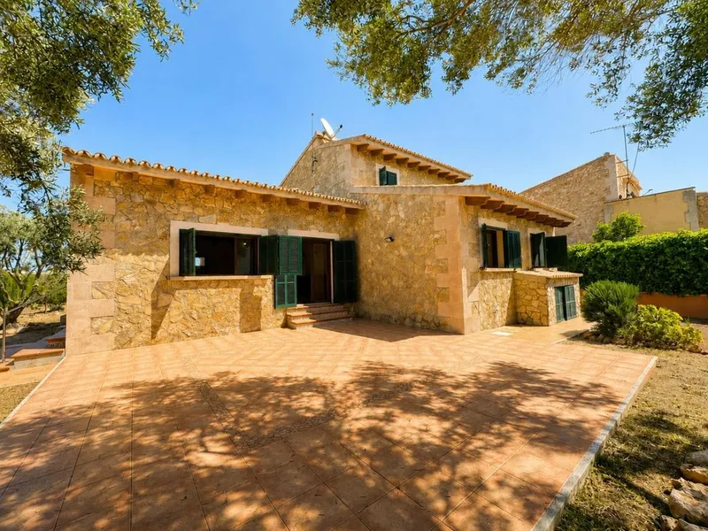 Detached House in Campos, Province of Balearic Islands — photo 1