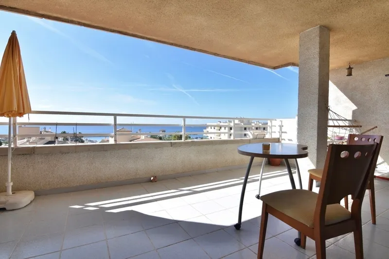 2-bedroom apartment with fantastic sea views in Puerto Portals in Bendinat /… — photo 9