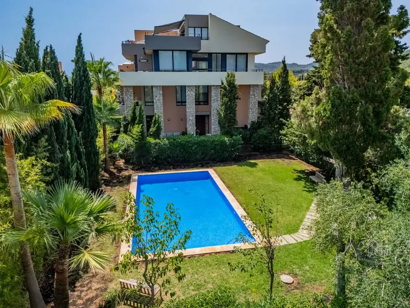 This exclusive penthouse in Port Verd offers luxurious living at the highest level and is the perfect second residence in Mallorca. — photo 5